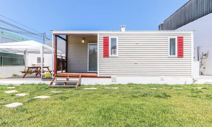 Charneca de Caparica e Sobreda Cottage | Vita Portucale | Country House with Garden