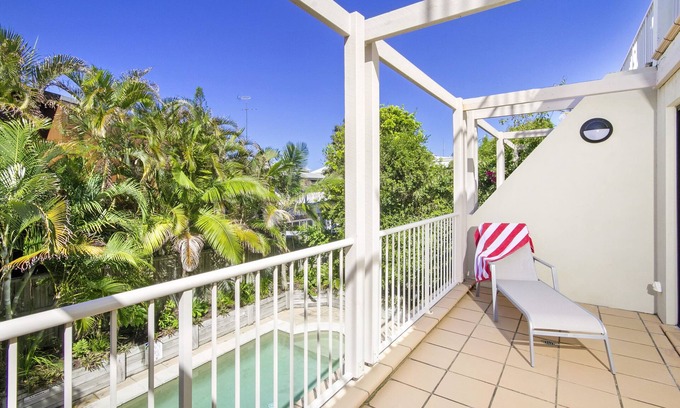 Sunshine Beach Apartment | Viva la Sunshine: Pool, View & Rooftop