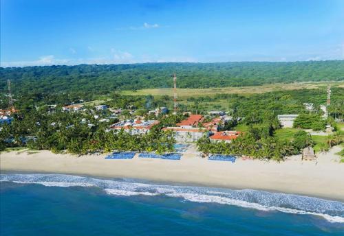 Cabarete Resort | Viva Tangerine by Wyndham, A Trademark All Inclusive
