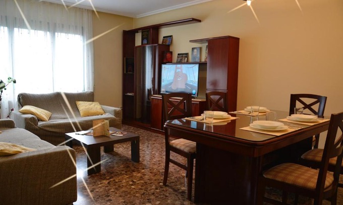 Teruel Apartment | Vivienda Familiar junto Plaza Toros de Teruel