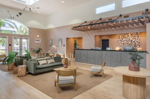 West Kissimmee Hotel | voco Kissimmee Orlando by IHG