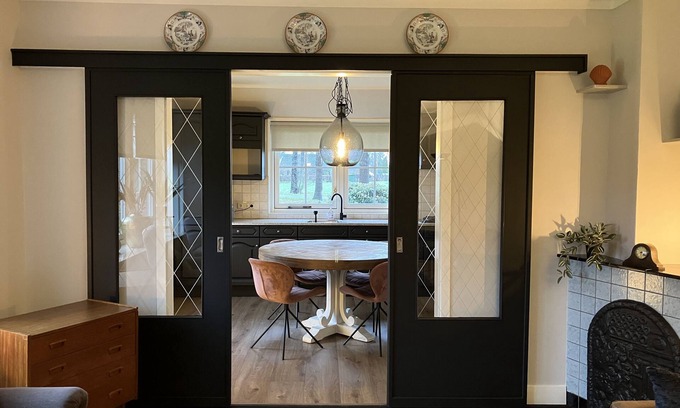 Hellendoorn House | Volledige comfortabele woning gelegen in buitengebied.