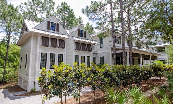 Watercolor House | Voted Best of Watercolor! Pet Friendly! 🐶 Golf Cart & Bikes Included