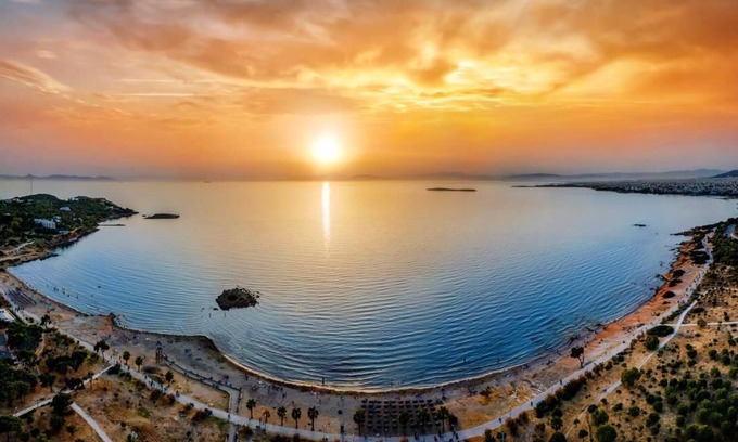 Vouliagmeni Apartment | Vouliagmeni Square Resort