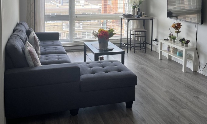 Francois-Perrault Apartment | Vrbo Property