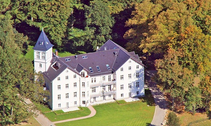 Hohen Niendorf Apartment | Vrbo Property