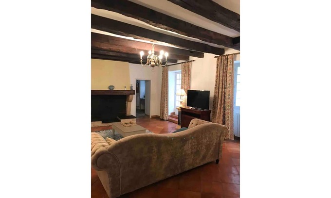 Gensac House | Vrbo Property