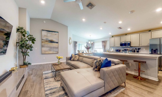 Palmetto House | Vrbo Property