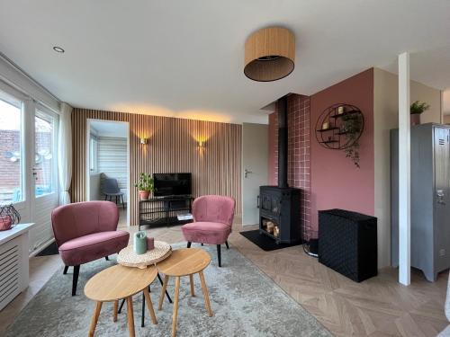 Warmenhuizen House | VT wonen stijl vakantiebungalow nabij zee, strand, bos en duinen voor 6 personen