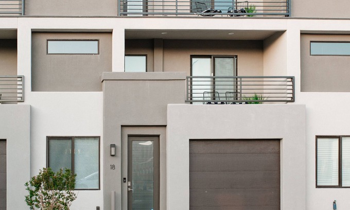 St. George Condo | VUE #18, Zen Trail Retreat, 5 Bedroom luxury Condo, sleeps 18