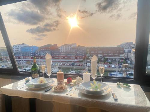 Courseulles-sur-Mer Apartment | Vue sur la marina-6 pers à Courseulles sur Mer