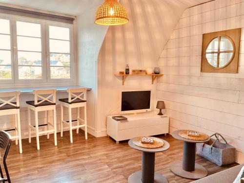 Port-en-Bessin-Huppain Apartment | Vue Sur Mer