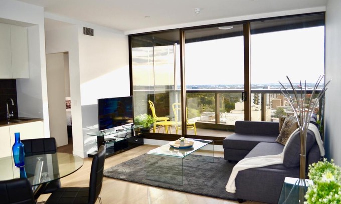 Adelaide Central Business District Apartment | VUEonKW