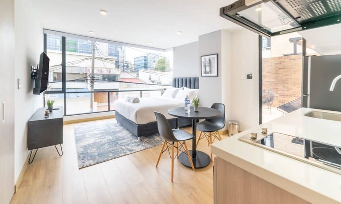 Usaquen Apartment | w* | Lovely Loft with Terrace in Santa Ana