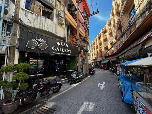 Pattaya Bay House | W33d Gallery Pattaya