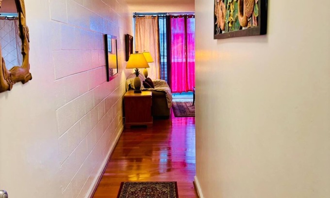 Waikiki Apartment | ~Waikiki~ LOWEST RATES IN AREA ~ 2 Bedroom ~ Fully Furn ~ Blocks to Beach ~