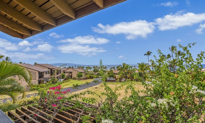 Wailea Condo | Wailea Ekahi 12D - Budget Friendly Ocean View Studio w/Lanai, Kitchen, WD, & AC