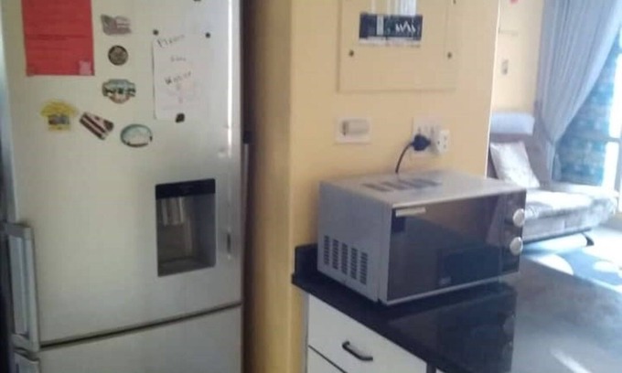 Umdloti Apartment | WAKE UP TO THE SOUND OF THE WAVES!1BEDROOM,SLEEPS4.ON THE BEACH