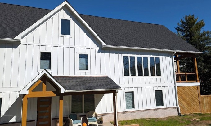 North Downtown Apartment | Walk to breweries, live music, restaurants, parking, fenced yard.