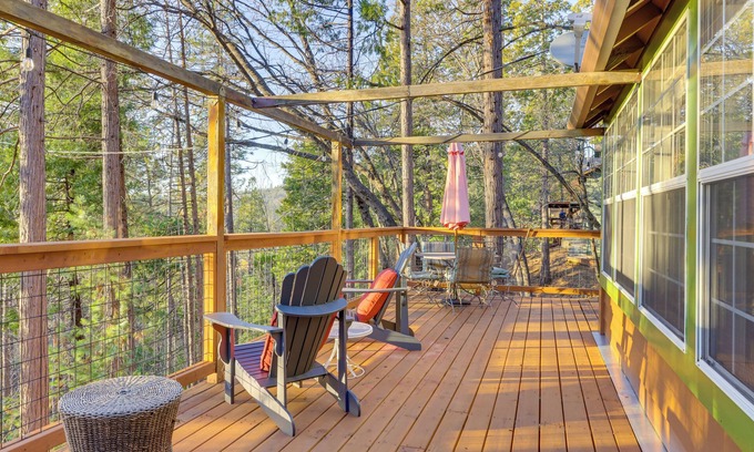 Twain Harte Cabin | Walk to Downtown + Lake: Twain Harte Cabin