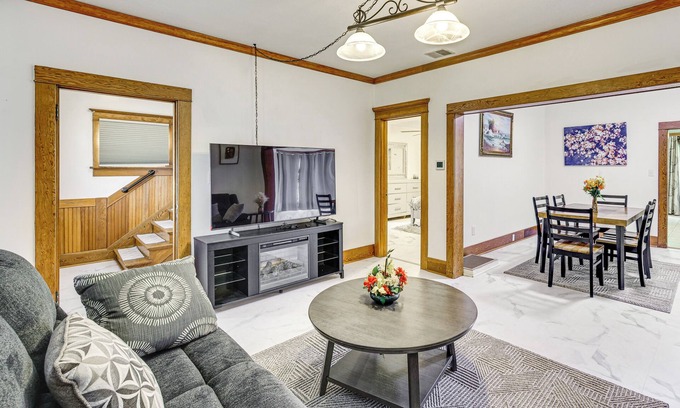 Puyallup House | Walk to Eats & Events! Downtown Puyallup Home