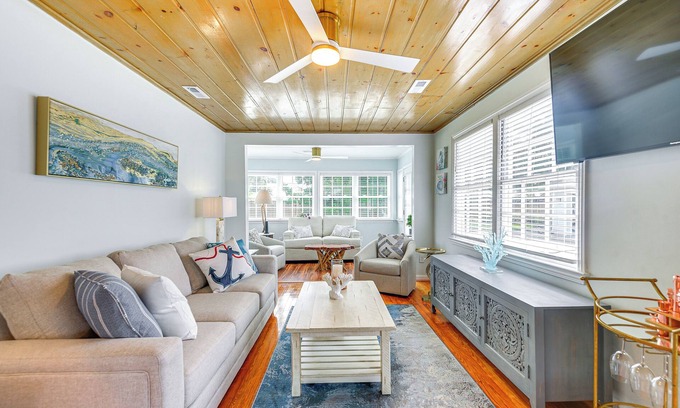 Atlantic Beach Cottage | Walk to Ocean: ‘Pearl Cottage’ in Atlantic Beach