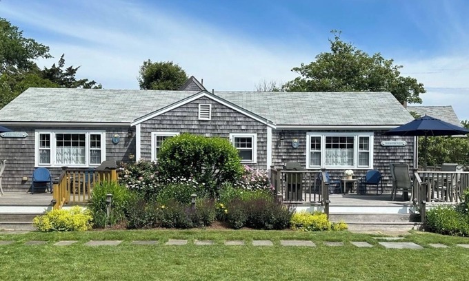 Nantucket Town Cottage | Walk to Town! Bike or Bus to Beach! Charming Cottage- Leeward- on Private Lane