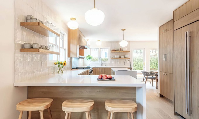 Venice House | Walk to Venice Beach from Luxury Home