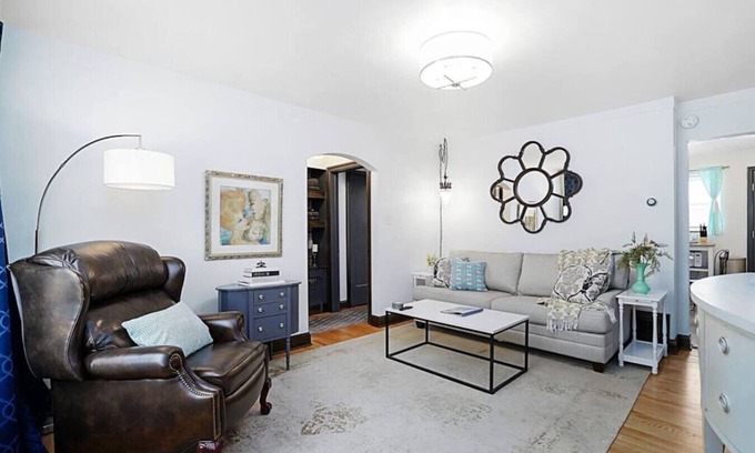 Grandview Heights Apartment | Walkable | Close to OSU | Free Parking