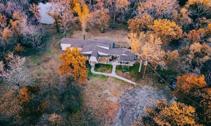 Edmond Other | Walker Ranch!