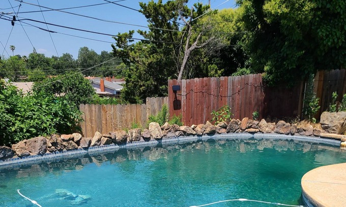 Rancho Cordova House | Walking dist. to American River Pkwy & close to Old/Downtown Sac, 2hrs to Tahoe.