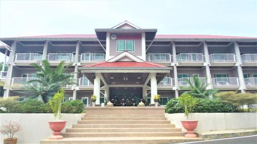 Kampung Kedawang Hotel | Wang Valley Resort