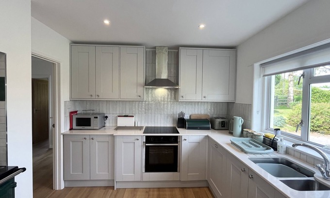 Winkleigh Cottage | War Horse Valley Orchard View