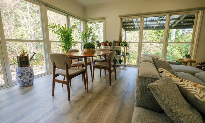Warburton House | Warburton Retreat with your own creek