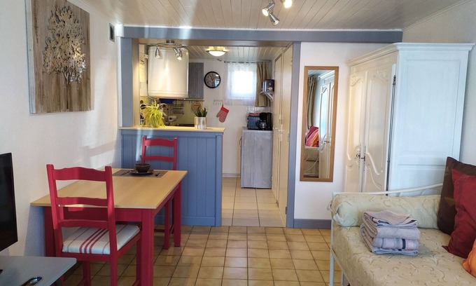 Bourg-en-Bresse Apartment | Warm and welcoming accommodation near the city center