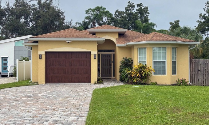 Vamo House | Warm Cozy Atmosphere