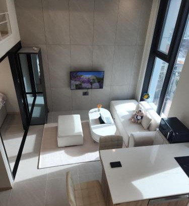 Eulji-ro Apartment | Warm house, new building, Dongdaemun History & Culture Park Station