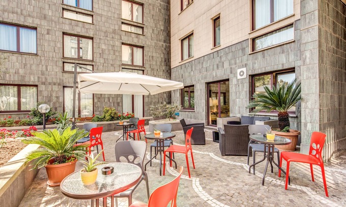 Zona XXIV Fonte Ostiense Hotel | Warmthotel