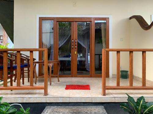 Amed House | Warung Win Beach & Homestay