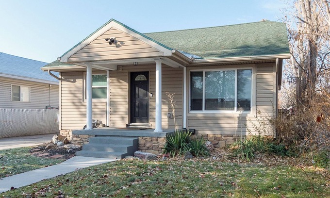 Salt Lake City House | Wasatch Bungalow Retreat