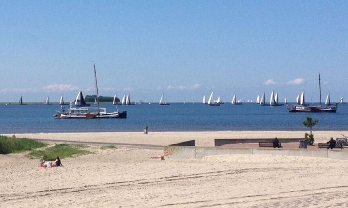 Lemmer Ski Chalet | Wasservogel B14 Comfortable holiday residence