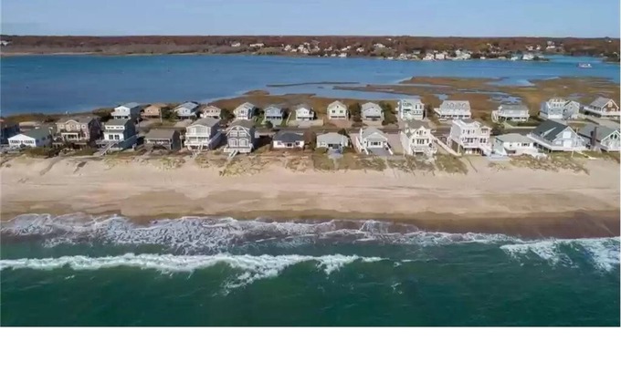 Westerly House | Watch Hill/Misquamicut/Weekapaug Renovated w Views, AC, Beach, WIFI, Memories!