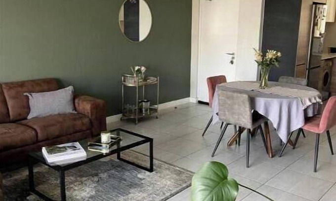 Greater Johannesburg Metropolitan Area Apartment | Waterfall City 5min to MallofAfrica BackupPower