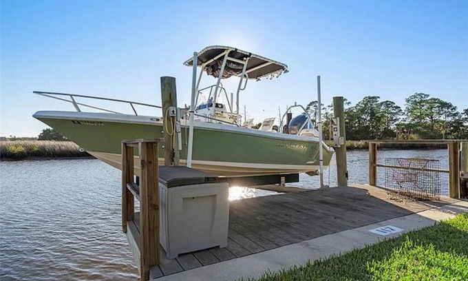 Dixie Shores Condo | Waterfront Condo with Dock