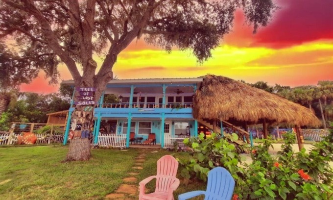 Crystal River House | Waterfront, Direct Gulf Access! Ozello Keys! Paradise And Charm!