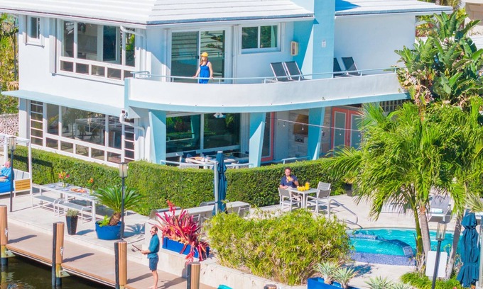 Coral Ridge House | Waterfront | Heated pool | Dock Access | Your Own Resort | SaltAire Key | RESlDENCES