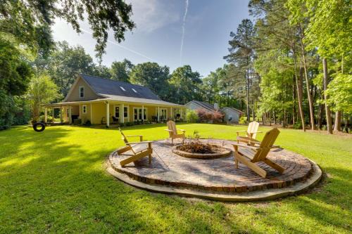 Tallahassee House | Waterfront Home with Fishing Dock in Tallahassee!