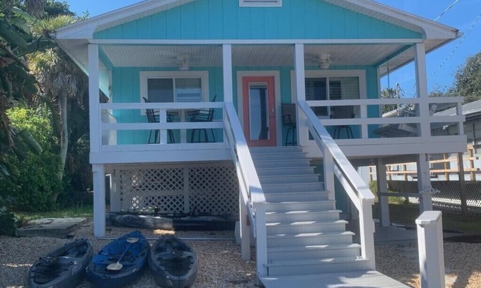 Placida House | Waterfront island retreat