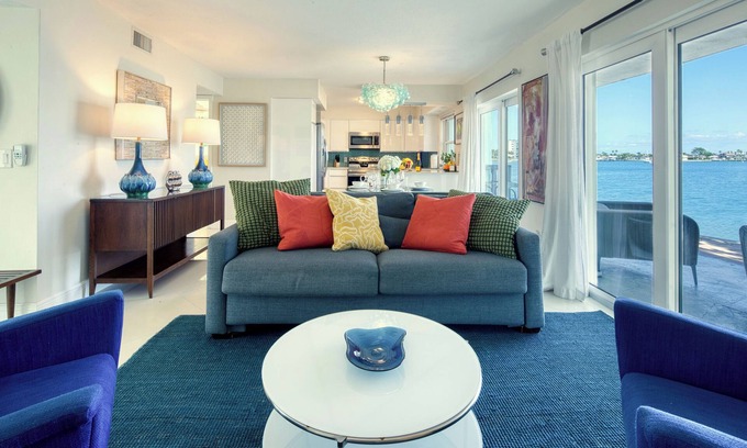 Bay Esplanade Apartment | Waterfront Modern Chic #1 Clearwater Beach