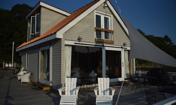 East Boothbay Resort | Waterfront. Private. Perfect.n3 bedrooms/3 bathrooms. Plus options for kids.